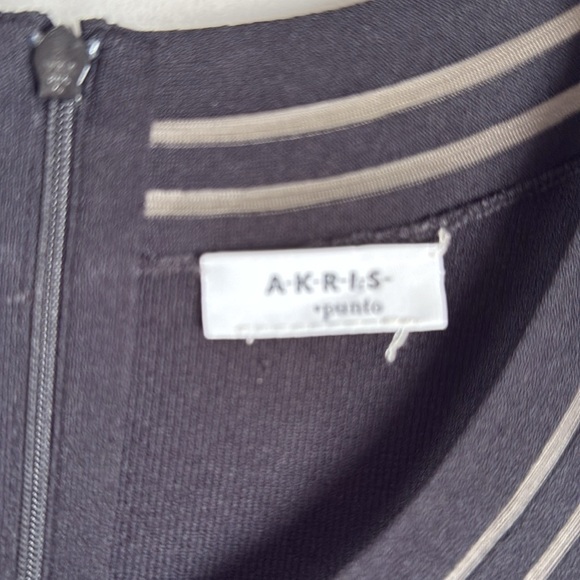 Akris - Sleeveless flared dress in black 2 - Picture 6 of 13